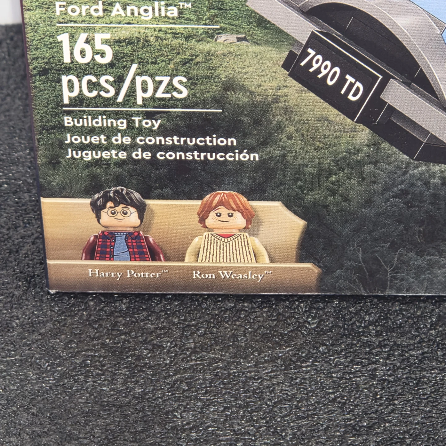 LEGO Harry Potter 76424 Flying Ford Anglia - photo 2