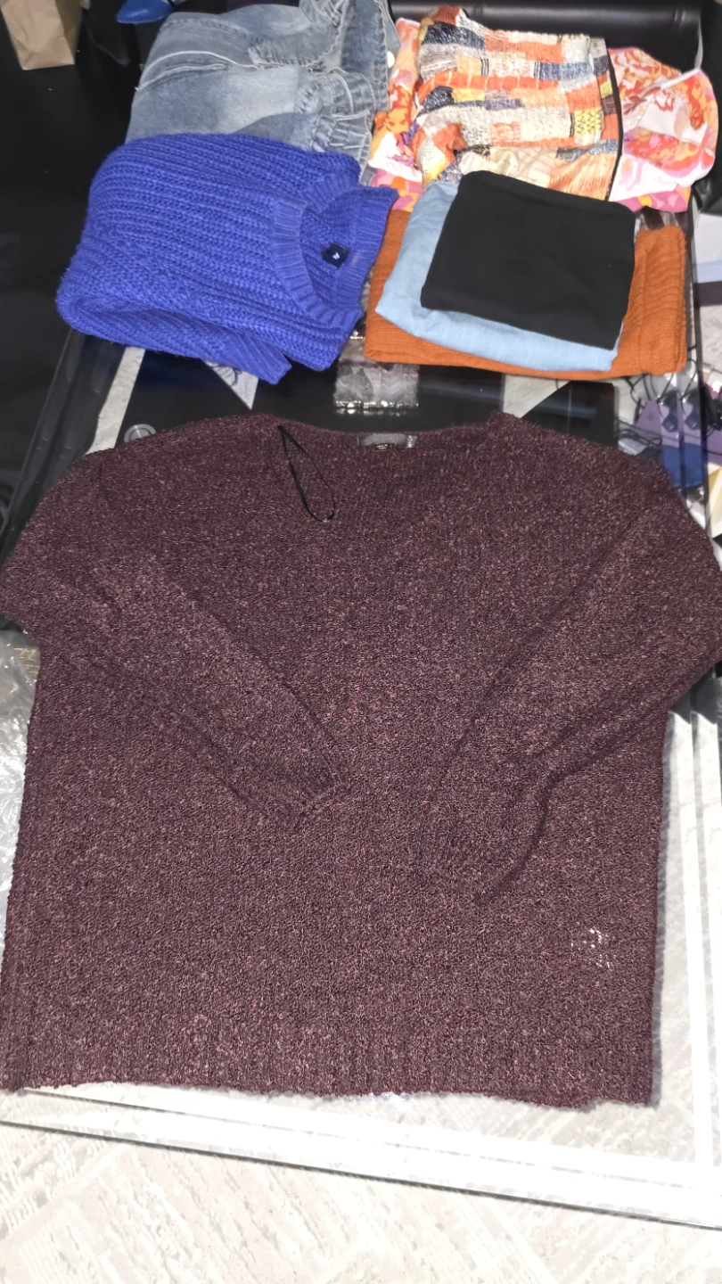 Love Tree Burgundy Marled Knit Sweater - Medium