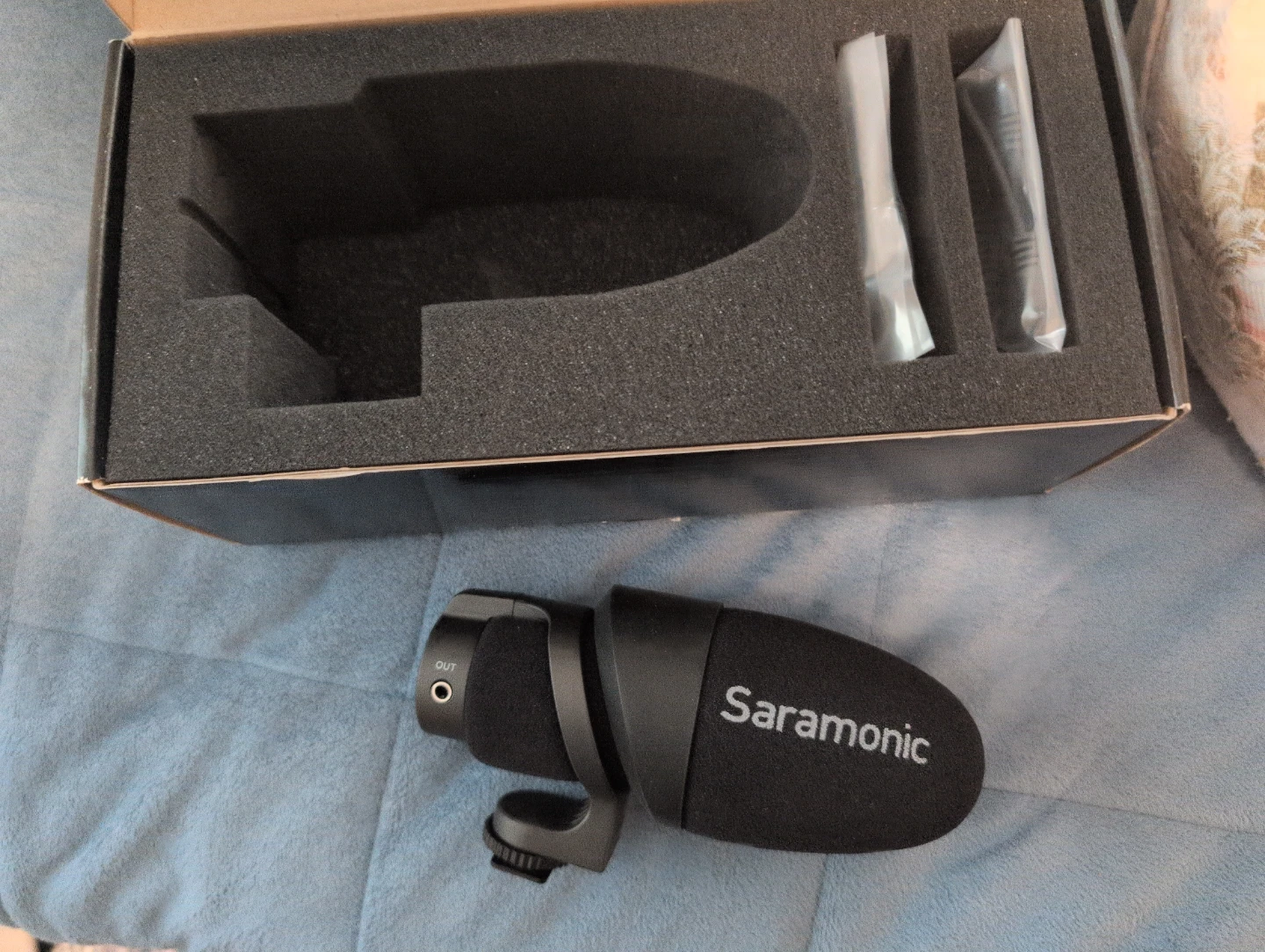 Saramonic Ultralight On-Camera Shotgun Microphone - photo 3