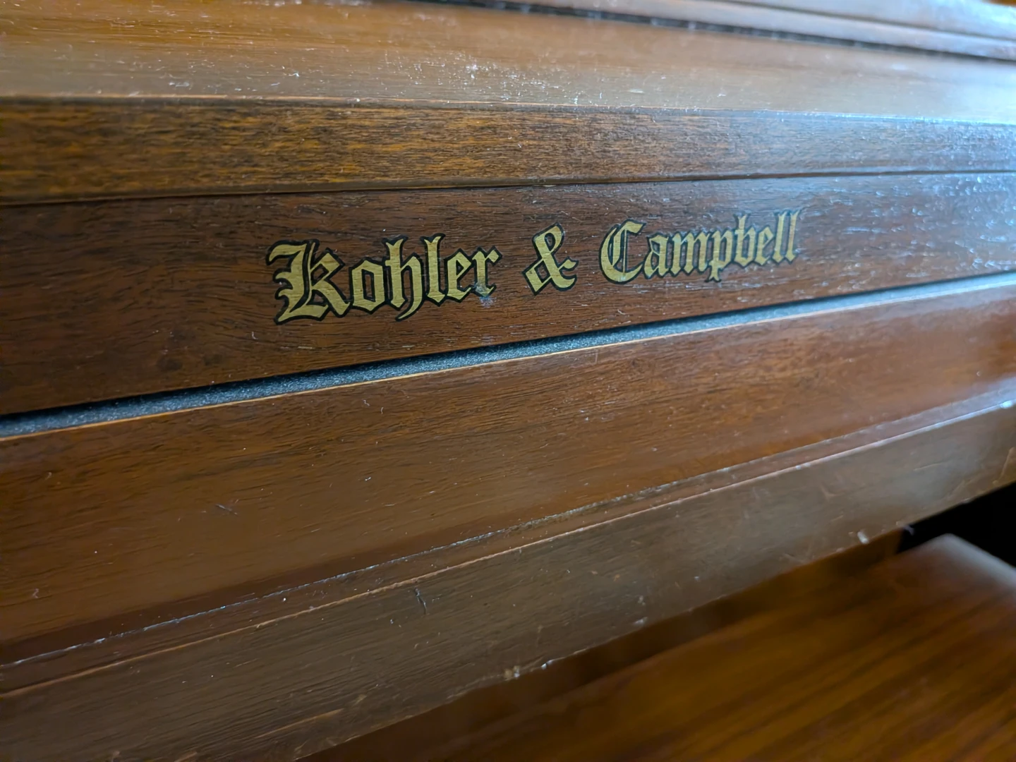 Kohler & Campbell Upright Piano with Bench - photo 3
