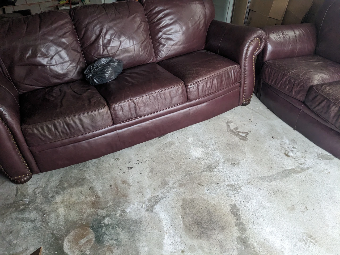 $150! REAL LEATHER SOFA SET ! FREE DELIVER - photo 4