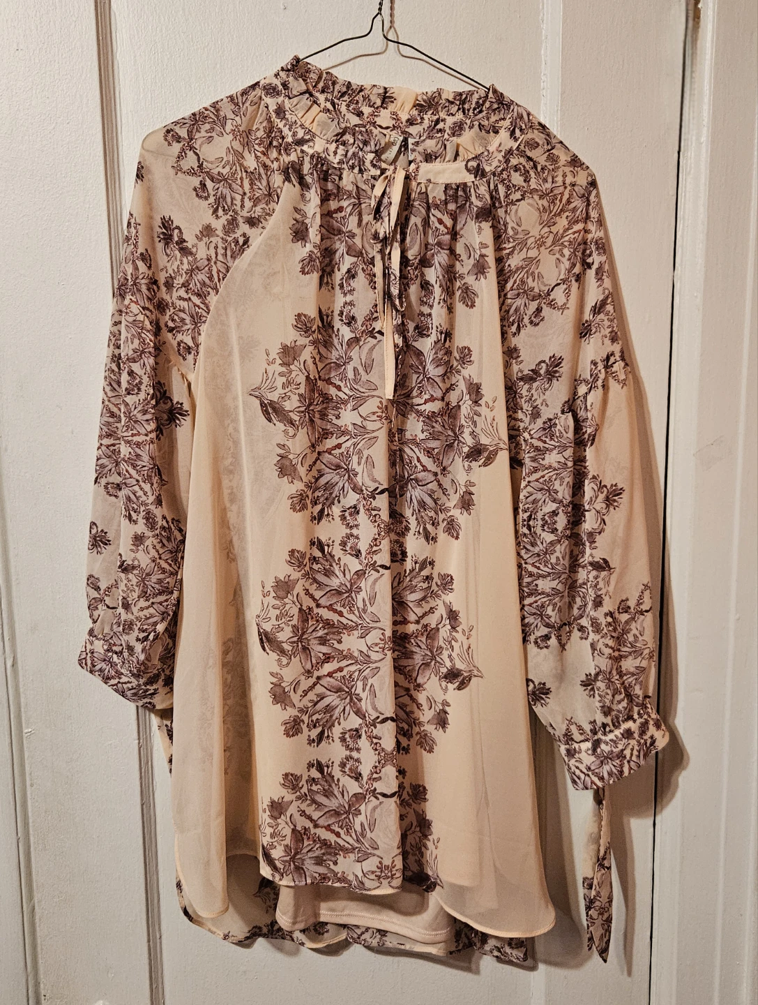 Women's blouse