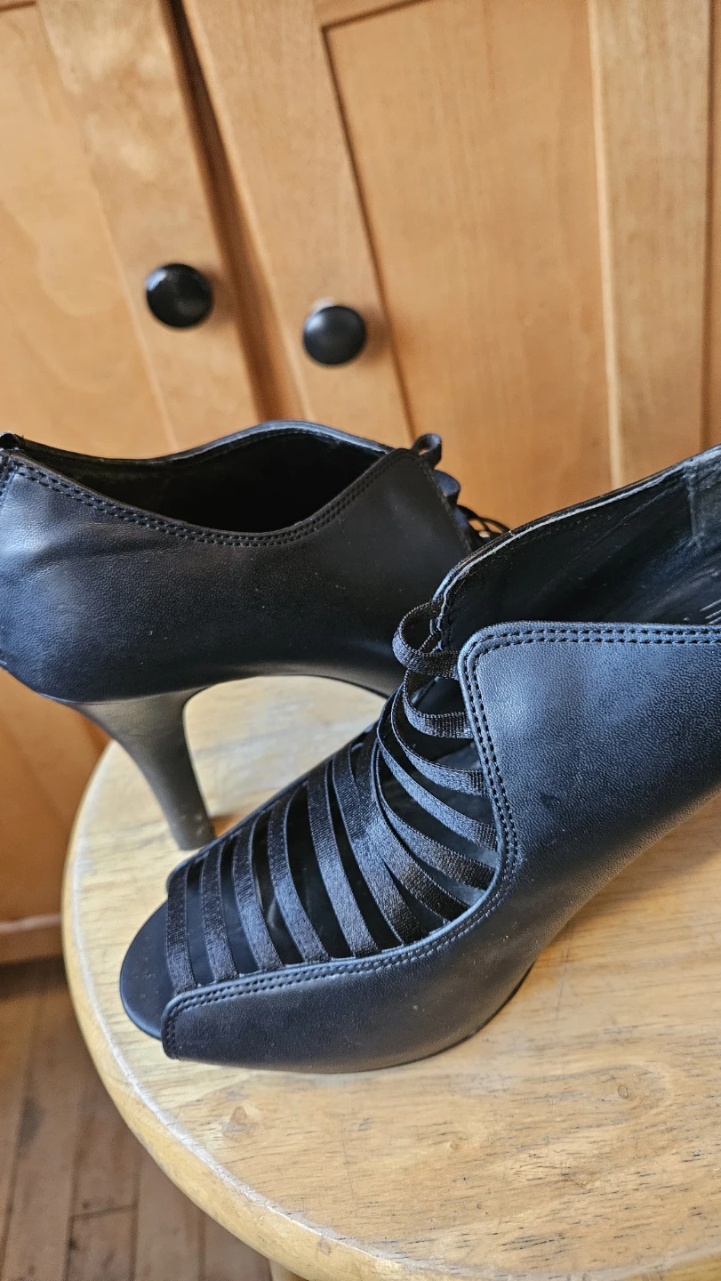 Impo Black Peep-Toe Strappy Heels - photo 3