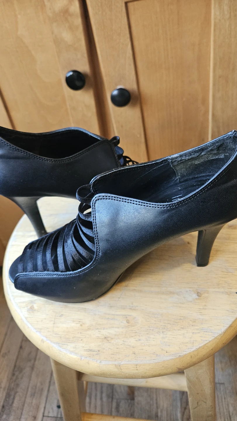 Impo Black Peep-Toe Strappy Heels - photo 4