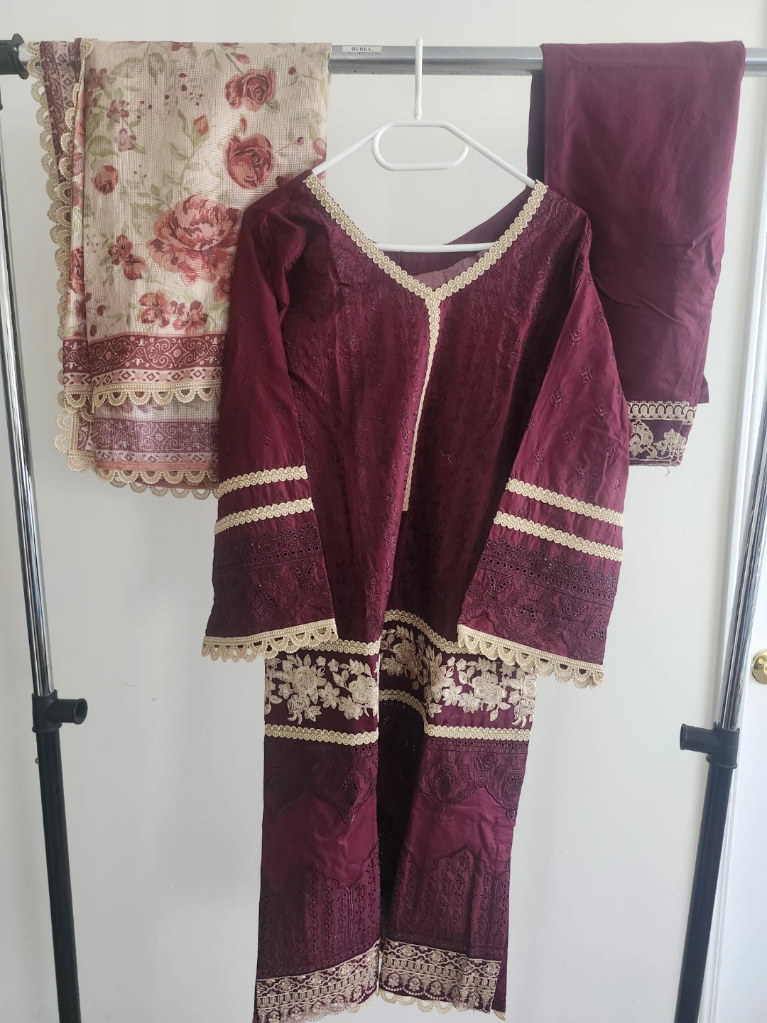 Women's Embroidered Kurti with Pants and Scarf - photo 2
