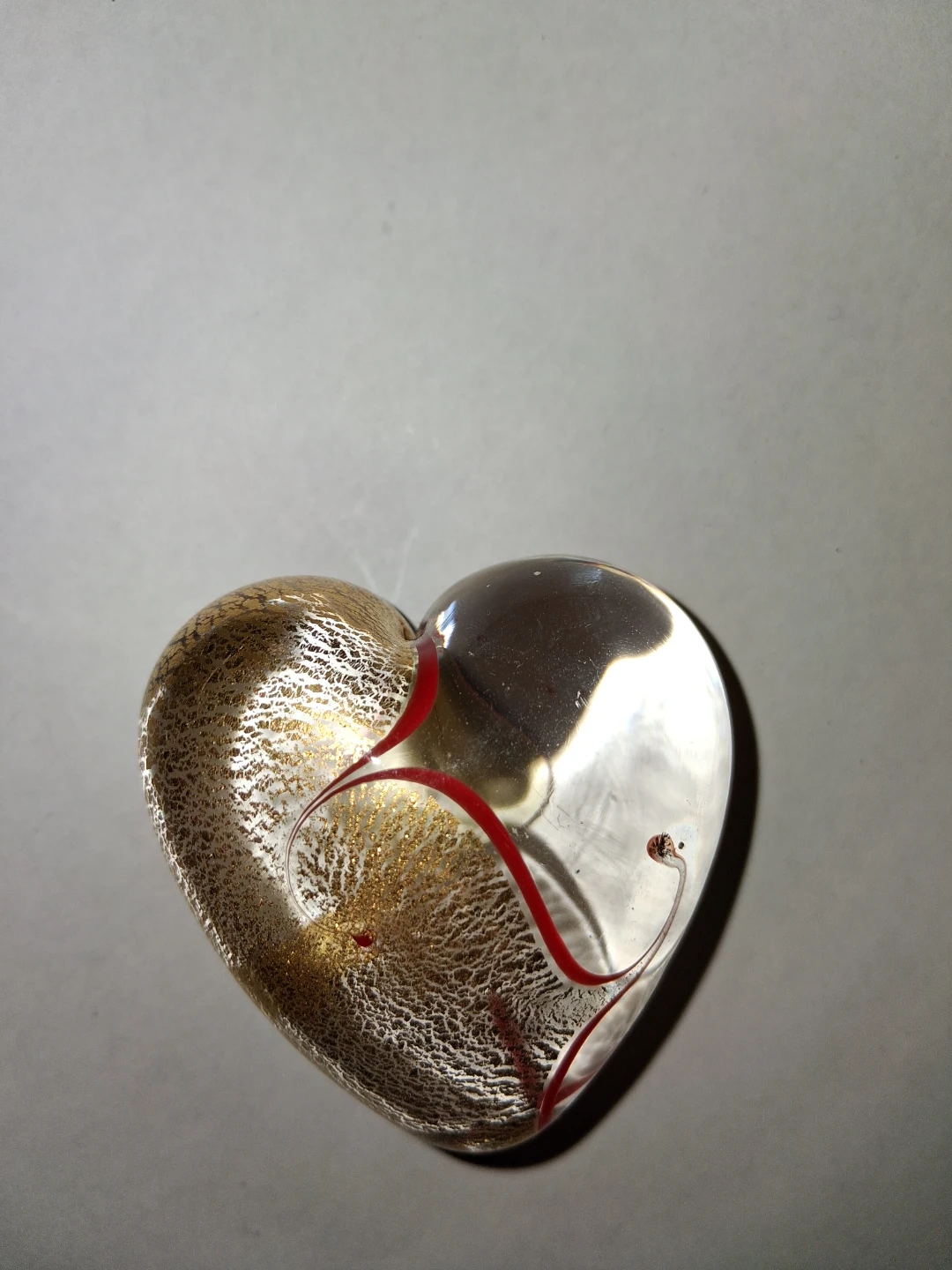 Robert Held Art Glass Heart Paperweight - photo 2