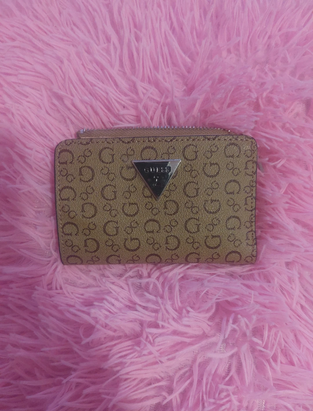 Guess Wallet