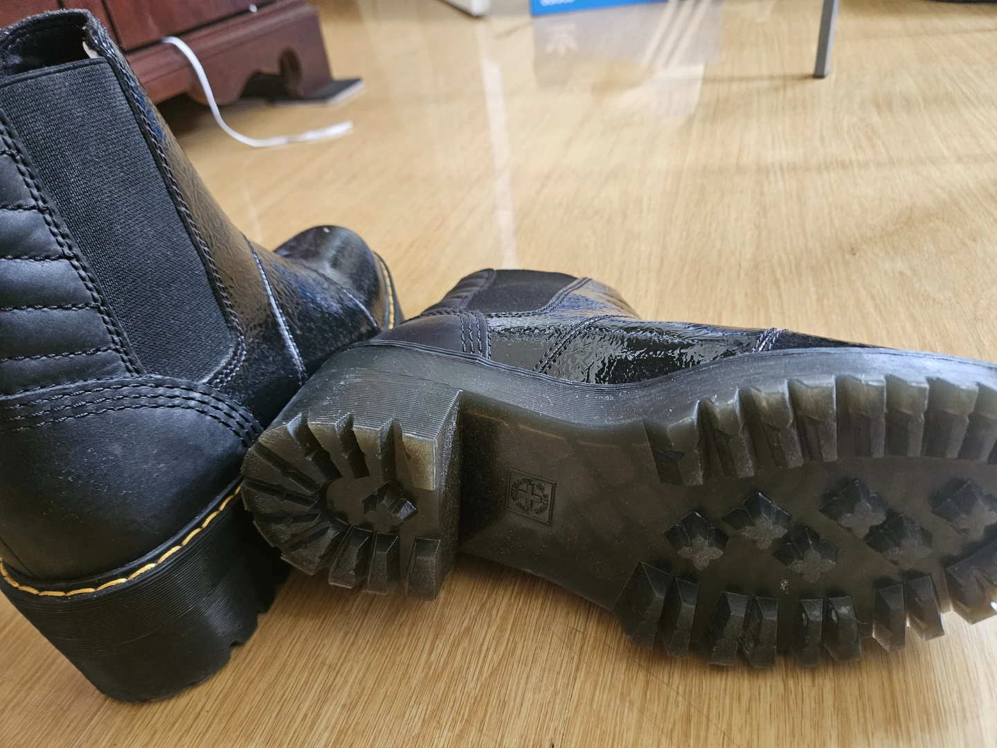 Dr. Martens Black Patent Chelsea Boots - photo 4