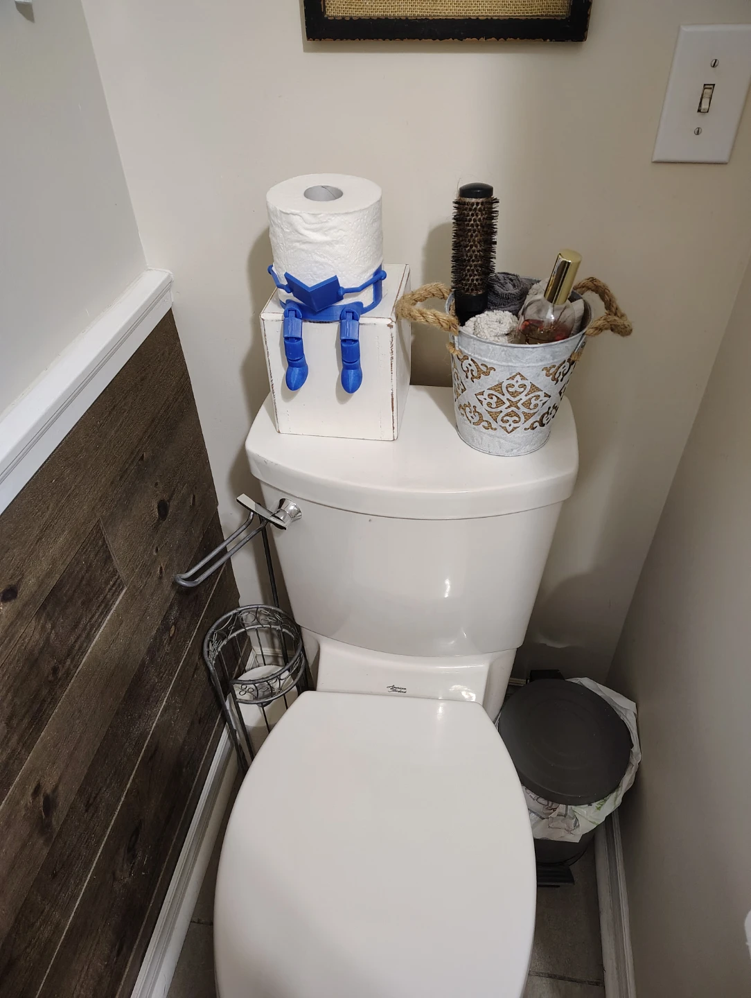 Blue Toilet Paper Buddy Holder / Display - photo 5
