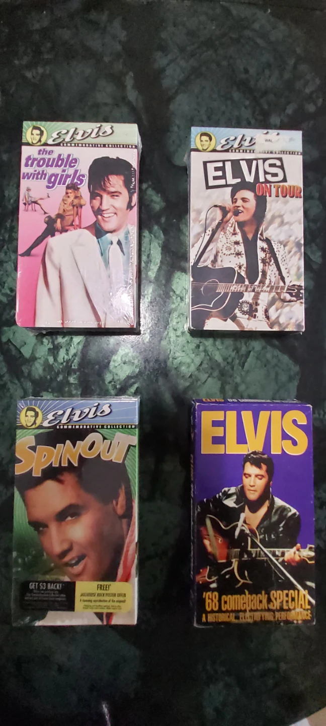 Elvis Presley vhs, DVD collectibles bundle - photo 2