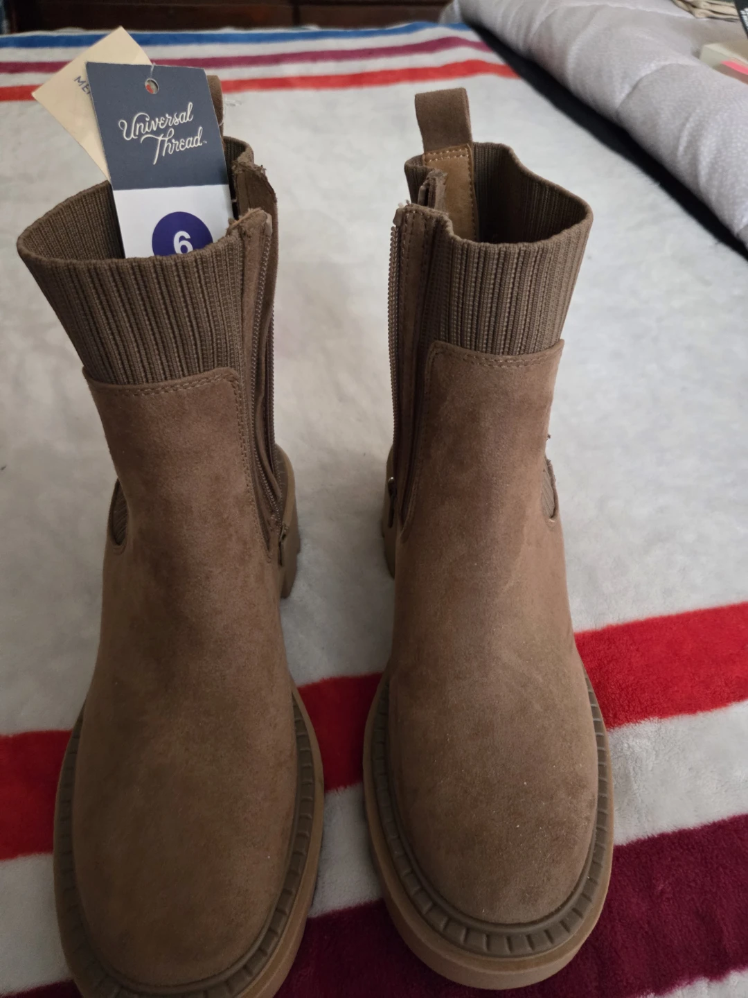 Universal Thread Brown Suede Ankle Boots - Size 6 - photo 4