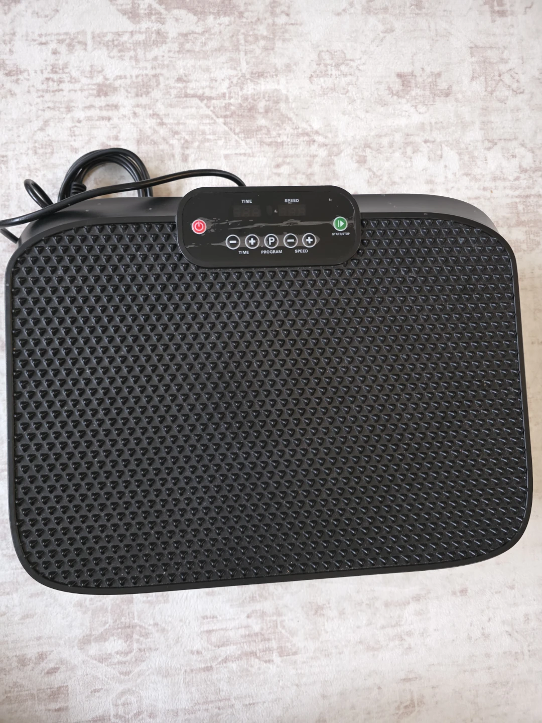 Black Vibration Plate Exercise Machine