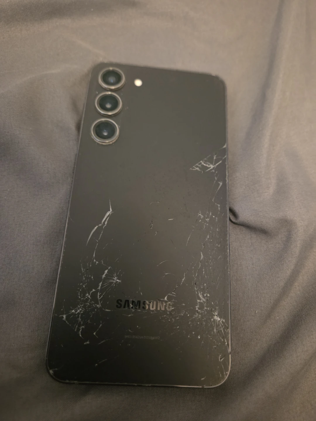 Samsung Galaxy S23 - photo 3