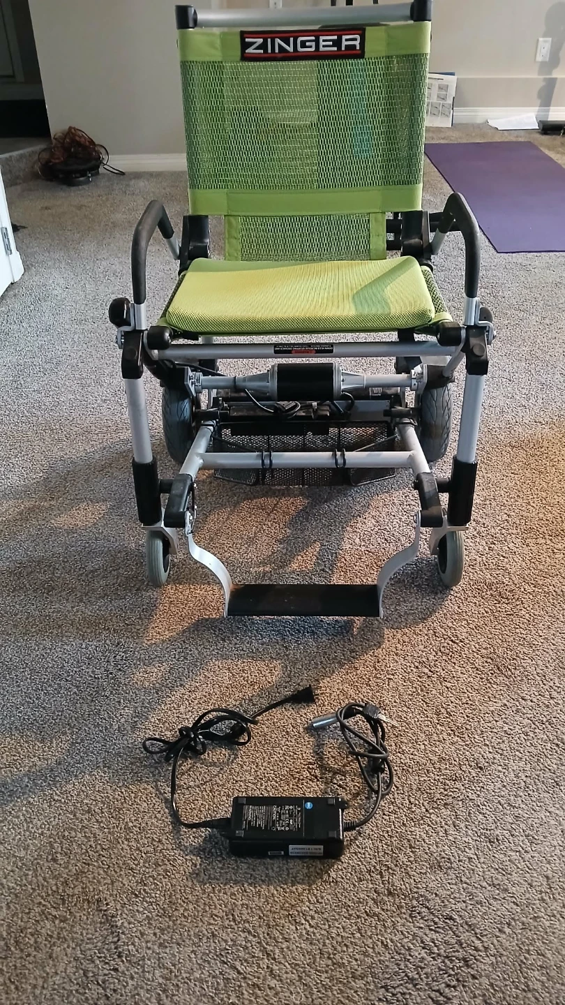 Zinger Electric Wheelchair - photo 3