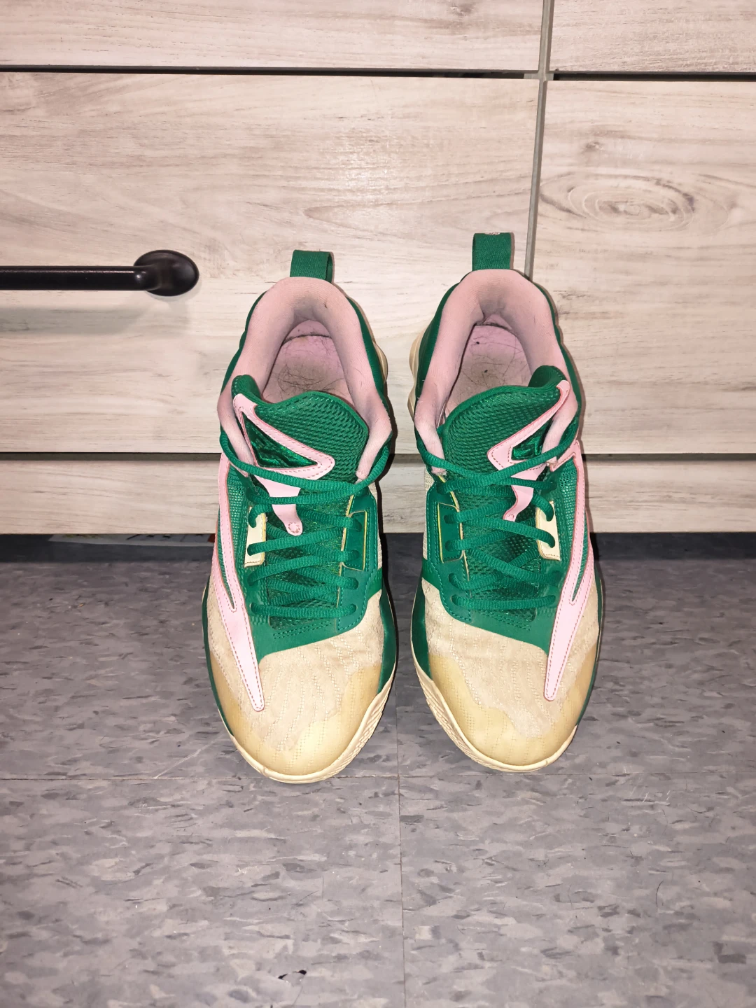 Nike Basketball Shoes - Green/Pink - photo 2
