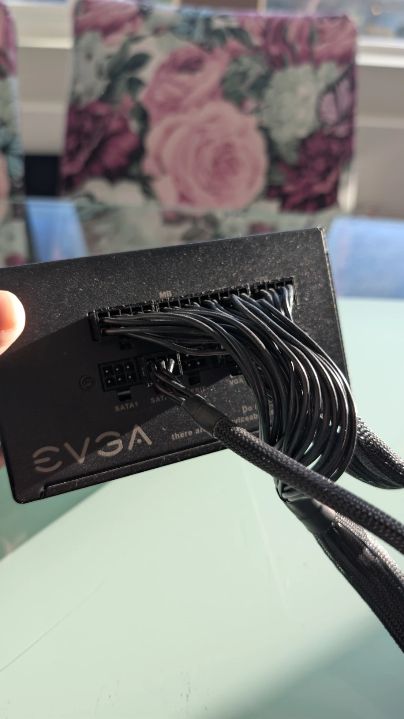 EVGA 650 B3 Power Supply - photo 3