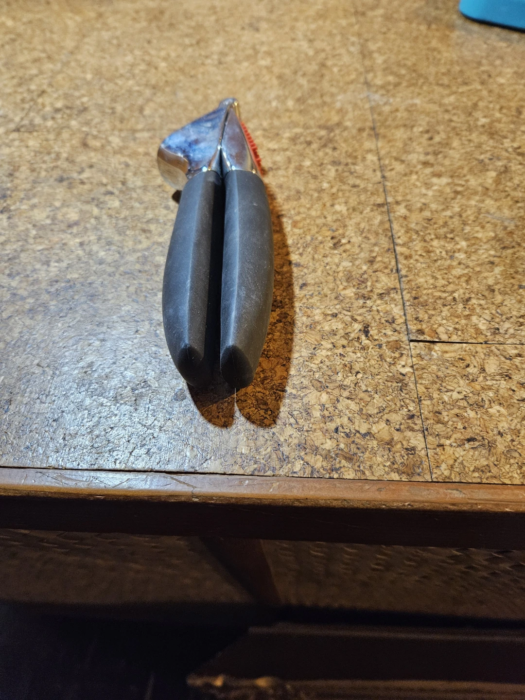 Garlic Press with Black Handles - photo 3