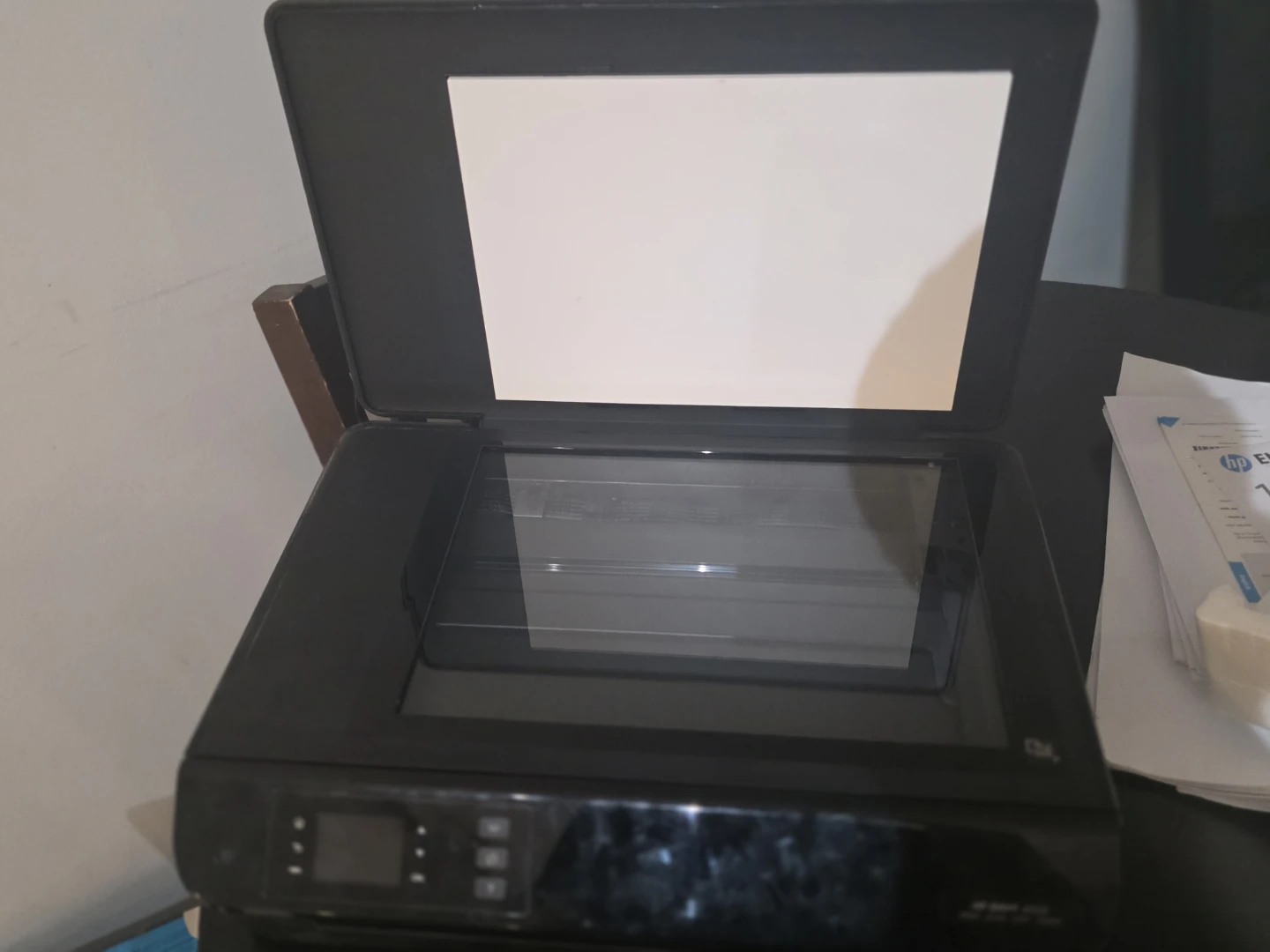 HP ENVY 4500 All-in-One Printer - photo 2