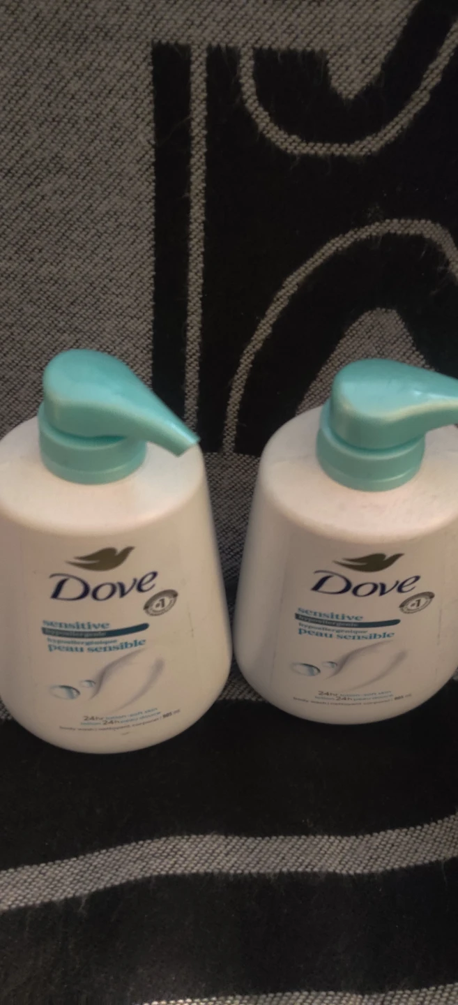 Dove Sensitive Hypoallergenic Body Wash 905 mLx2