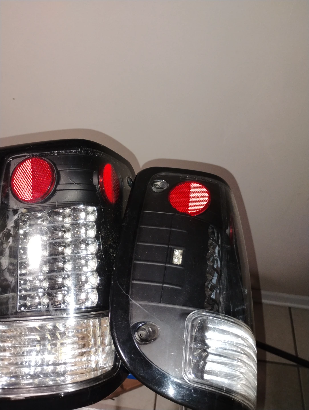 Black Headlight Assembly - photo 5