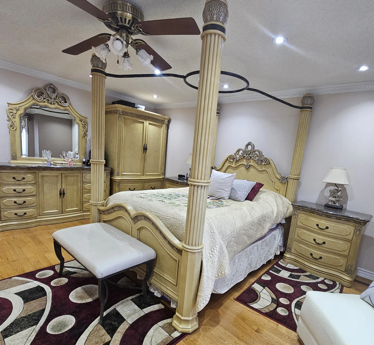 Bed room Furniture - photo 4