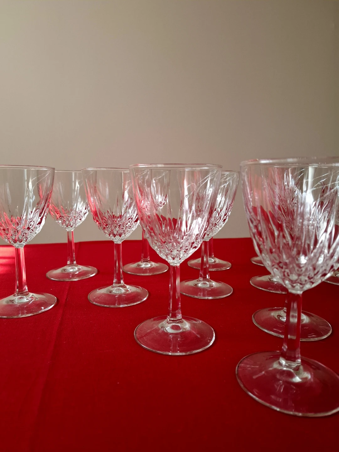 Set of Clear Stemmed Glasses - photo 2