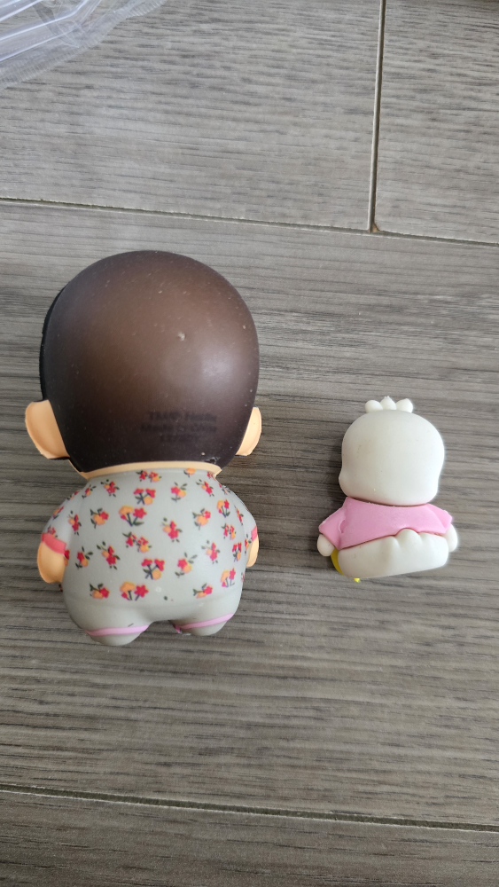 Stranger Things Eleven squishy and Duck Eraser - photo 2