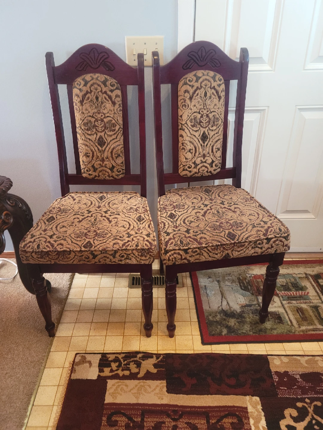 Set of 2 Dining Chairs