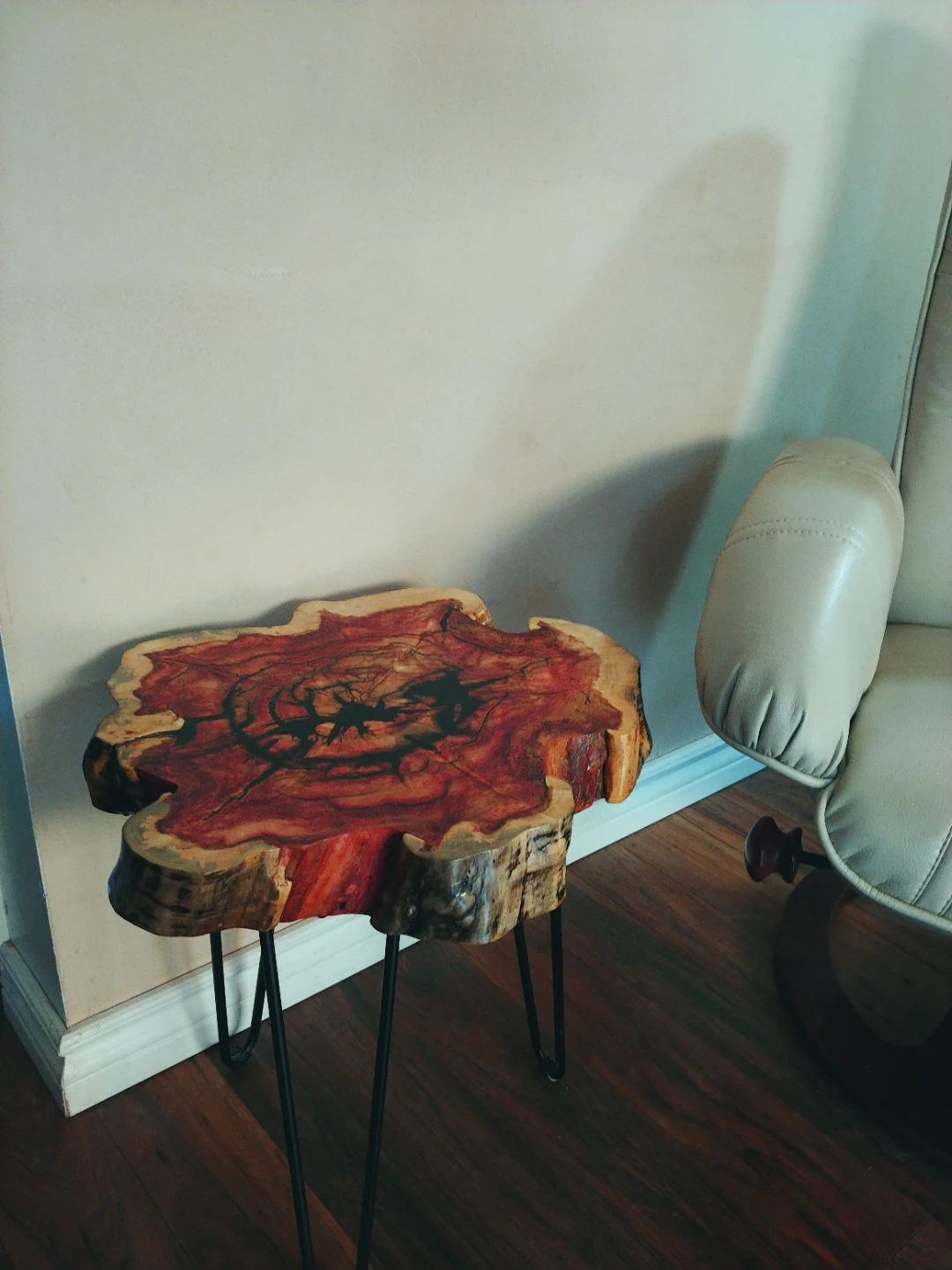 Live Edge Wood Slice Side Table - photo 3