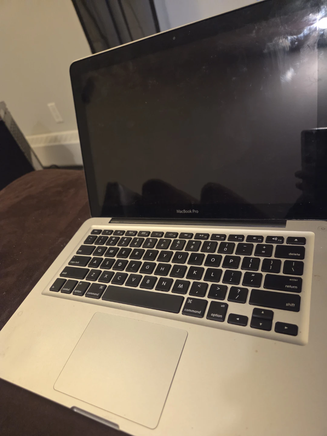 Apple MacBook Pro Laptop - photo 2