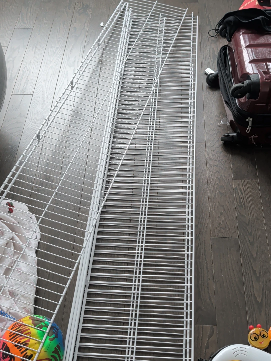 White Wire Shelving Unit