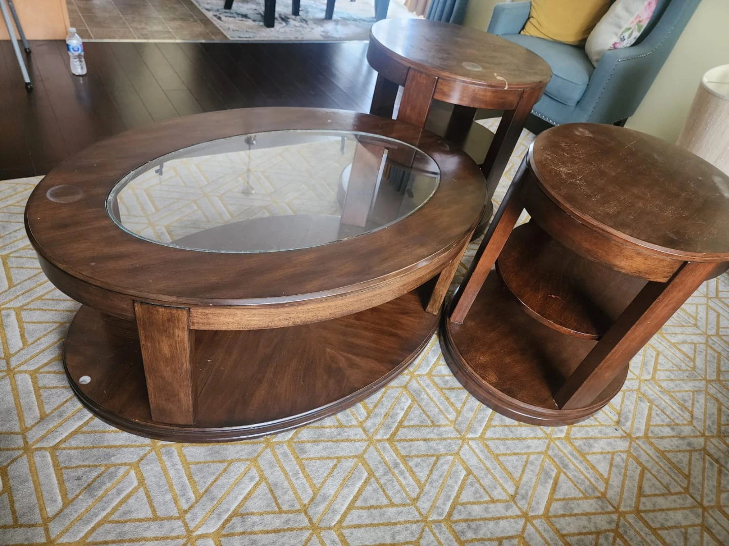 Coffee Table Set with 2 End Tables - photo 2