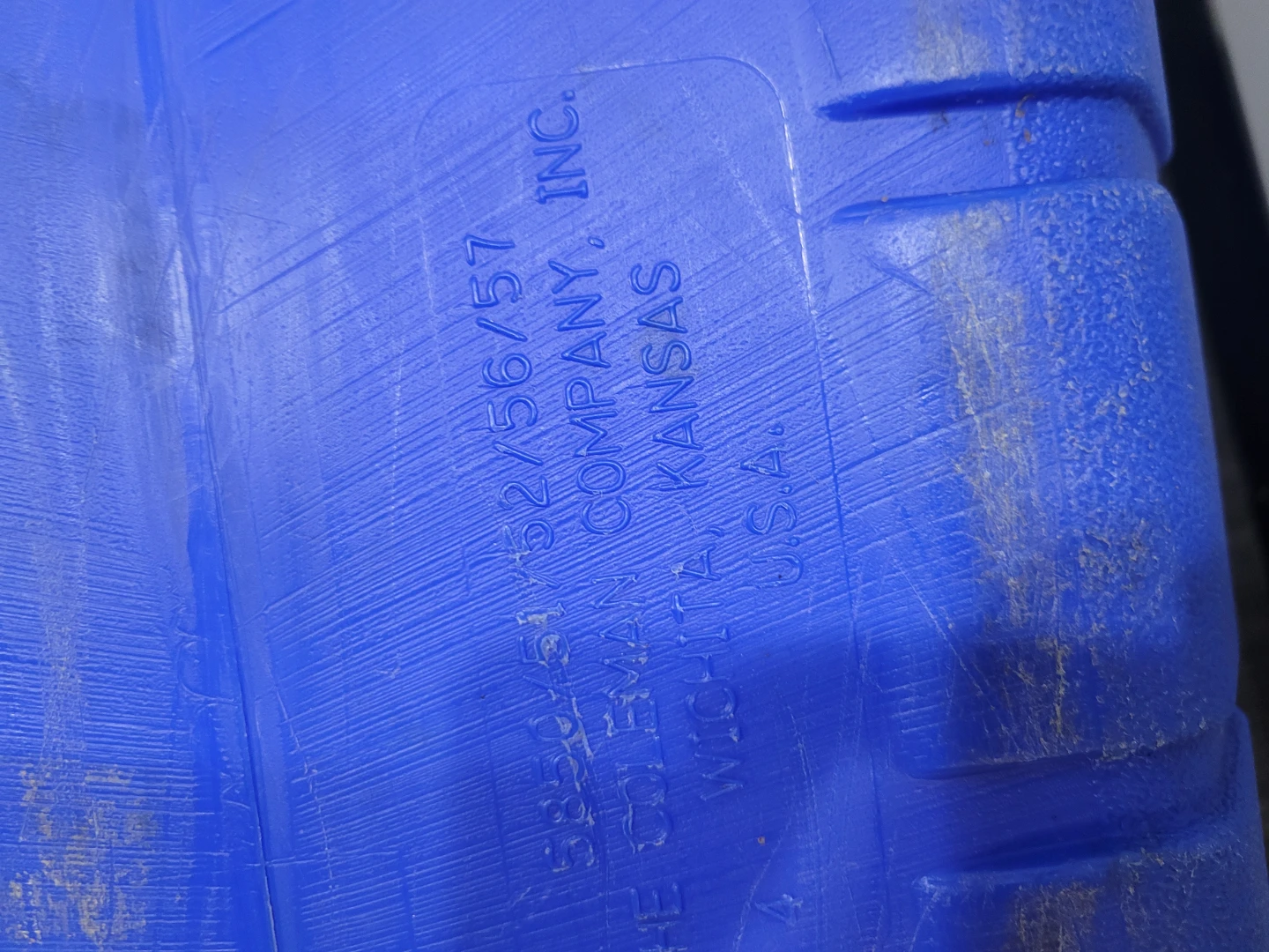 Coleman Cooler with Wheels - photo 3