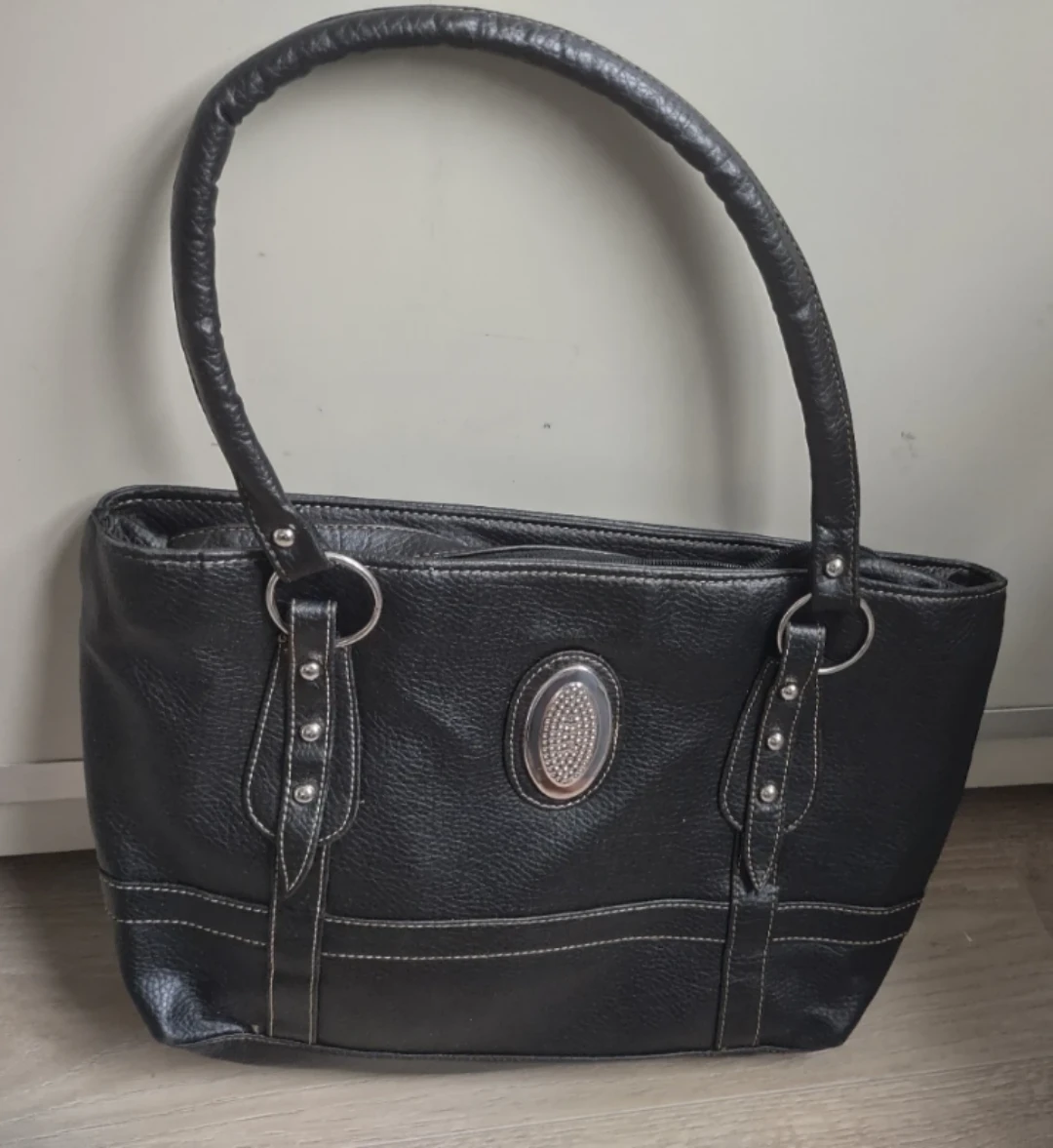Black Faux Leather Tote Handbag - photo 3