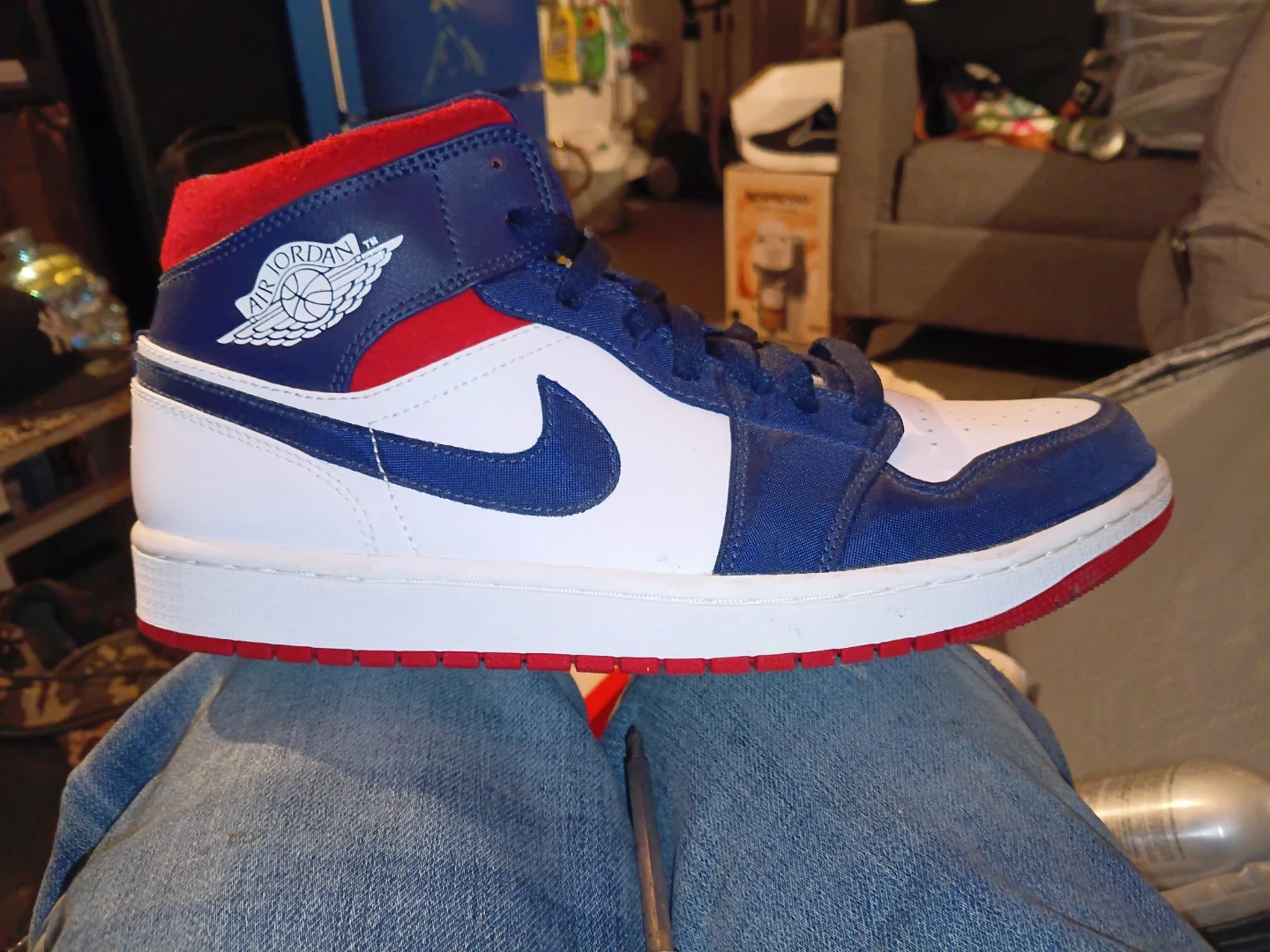 Air Jordan 1 Mid SE Men's Shoes US 10.5 - photo 2