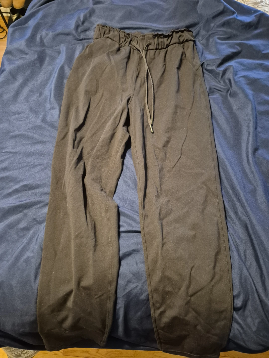 Lululemon Black Jogger Pants Size 4