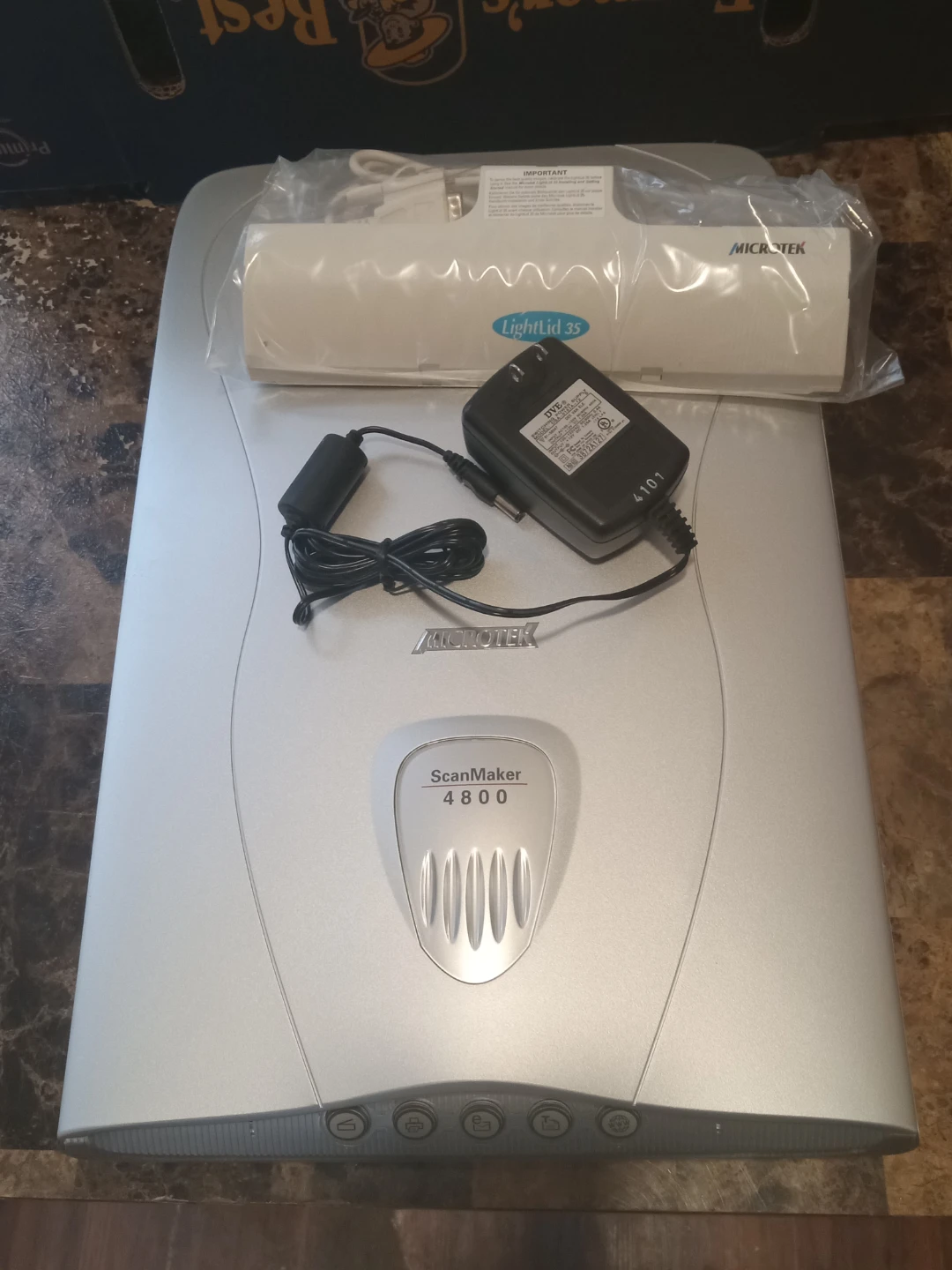 Microtek ScanMaker 4800 Flatbed Scanner - photo 2