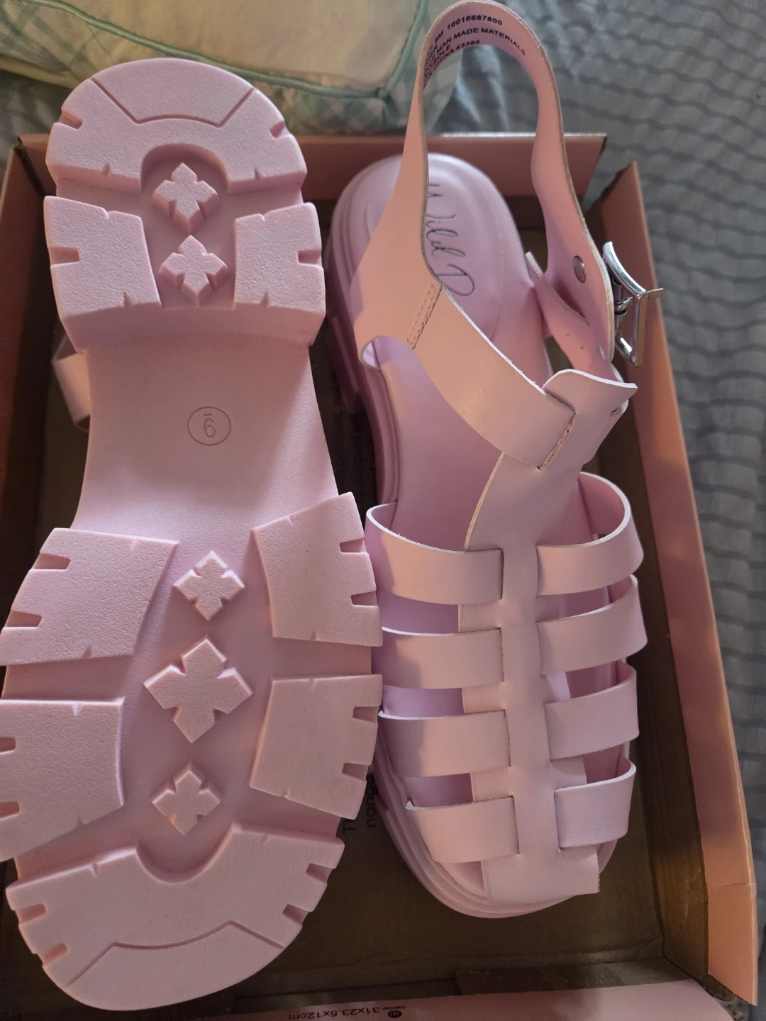 Wild Pair Pink Fisherman Sandals - Size 9 - photo 2