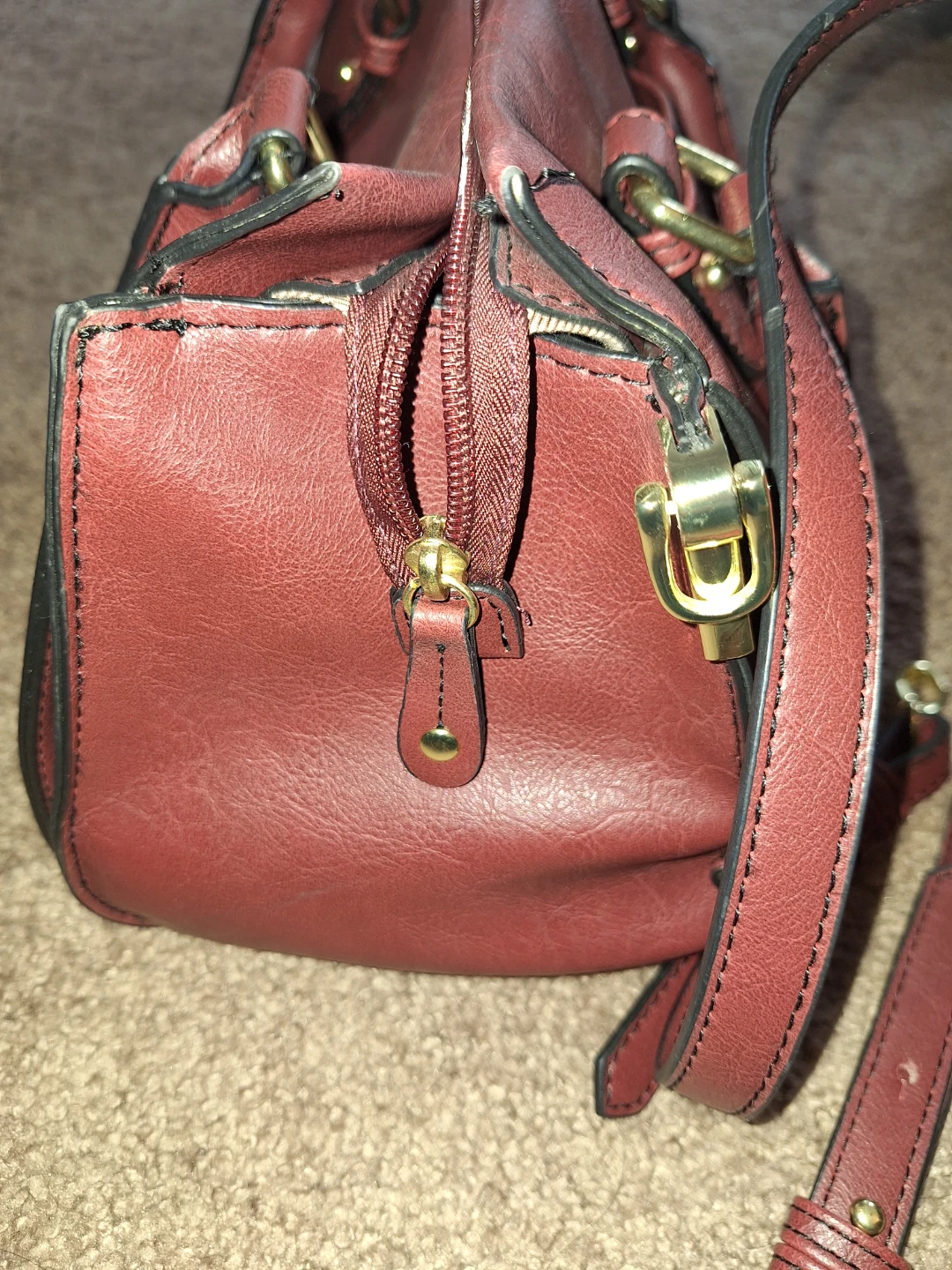 London Fog Satchel Bag - Burgundy Faux Leather - photo 3