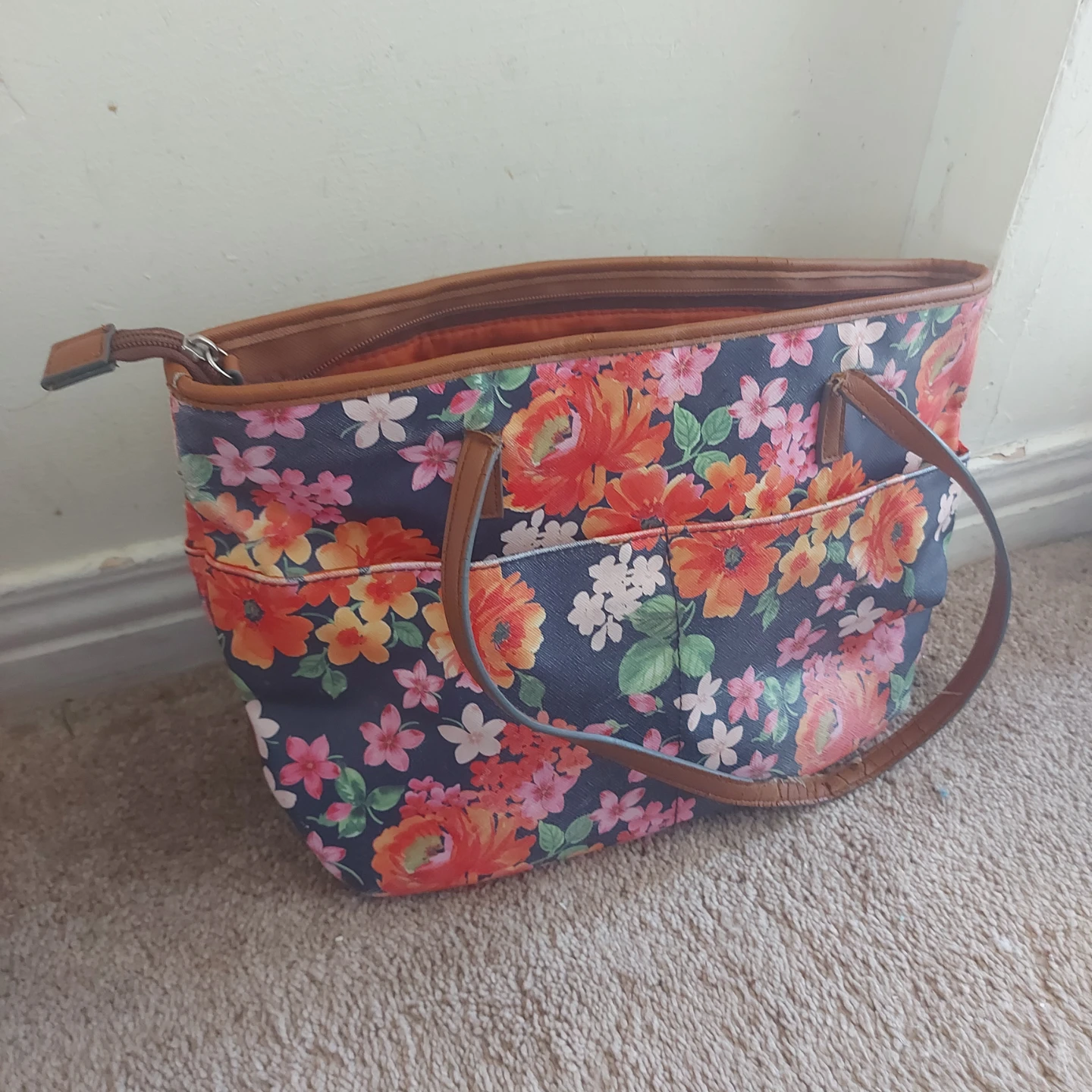 Floral Tote Bag 🥕
