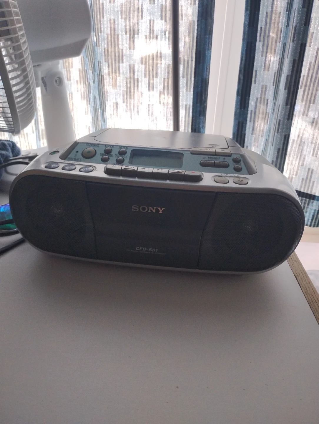 Sony CFD-S01 CD Radio Cassette Boombox Silver