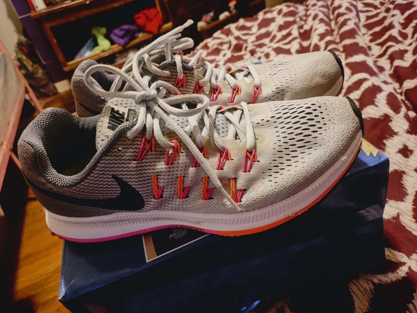 🧡Nike Air Zoom Running Women Shoes size 9 Slightly used - photo 2