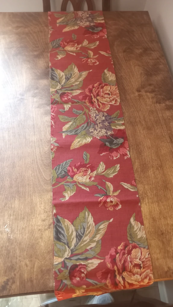 Floral Table Runner and Placemat Set