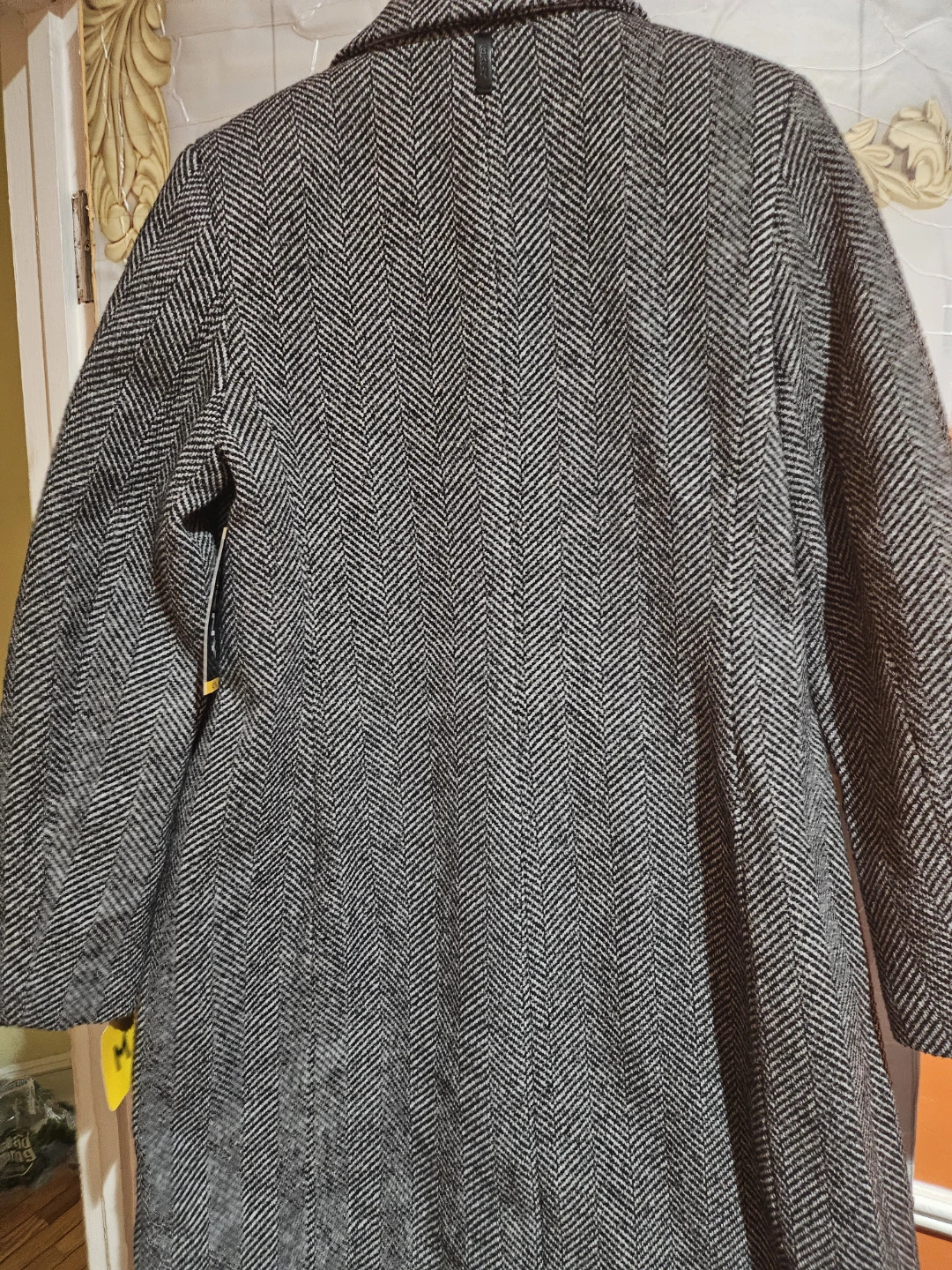 DKNY Herringbone Fashion Coat - Medium - photo 4