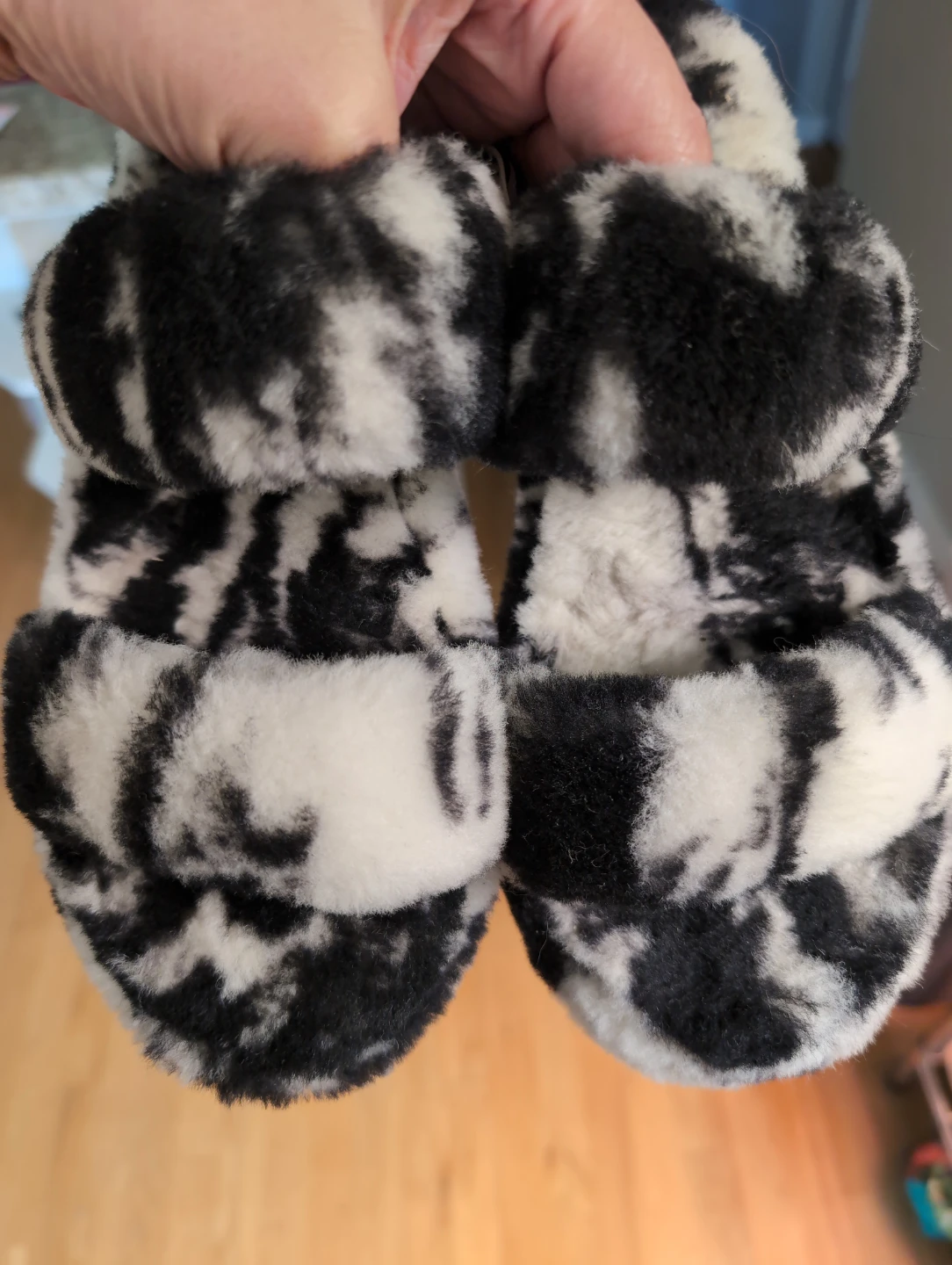 Ugg Fluff Yeah Slide Slippers Black White Tie Dye - photo 3
