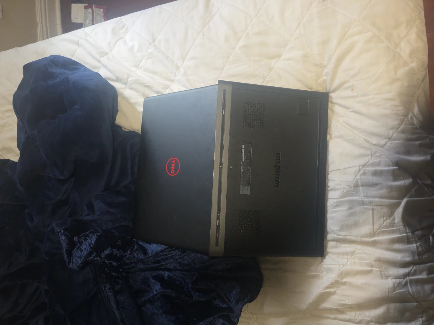 Dell Inspiron Laptop read description properly