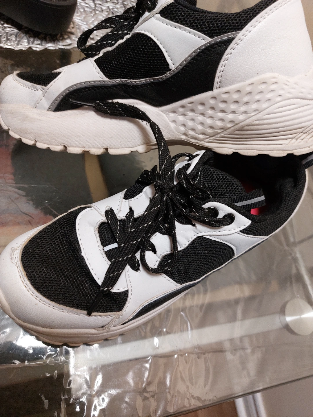 Ardene womans Running Shoes Black & White Size 7 - photo 4