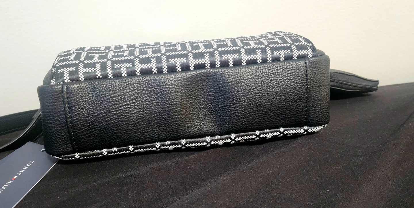 Tommy Hilfiger Crossbody Bag - photo 4
