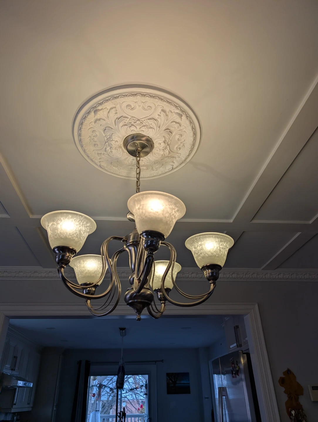 5-Light Chandelier with Frosted Glass Shades - photo 2