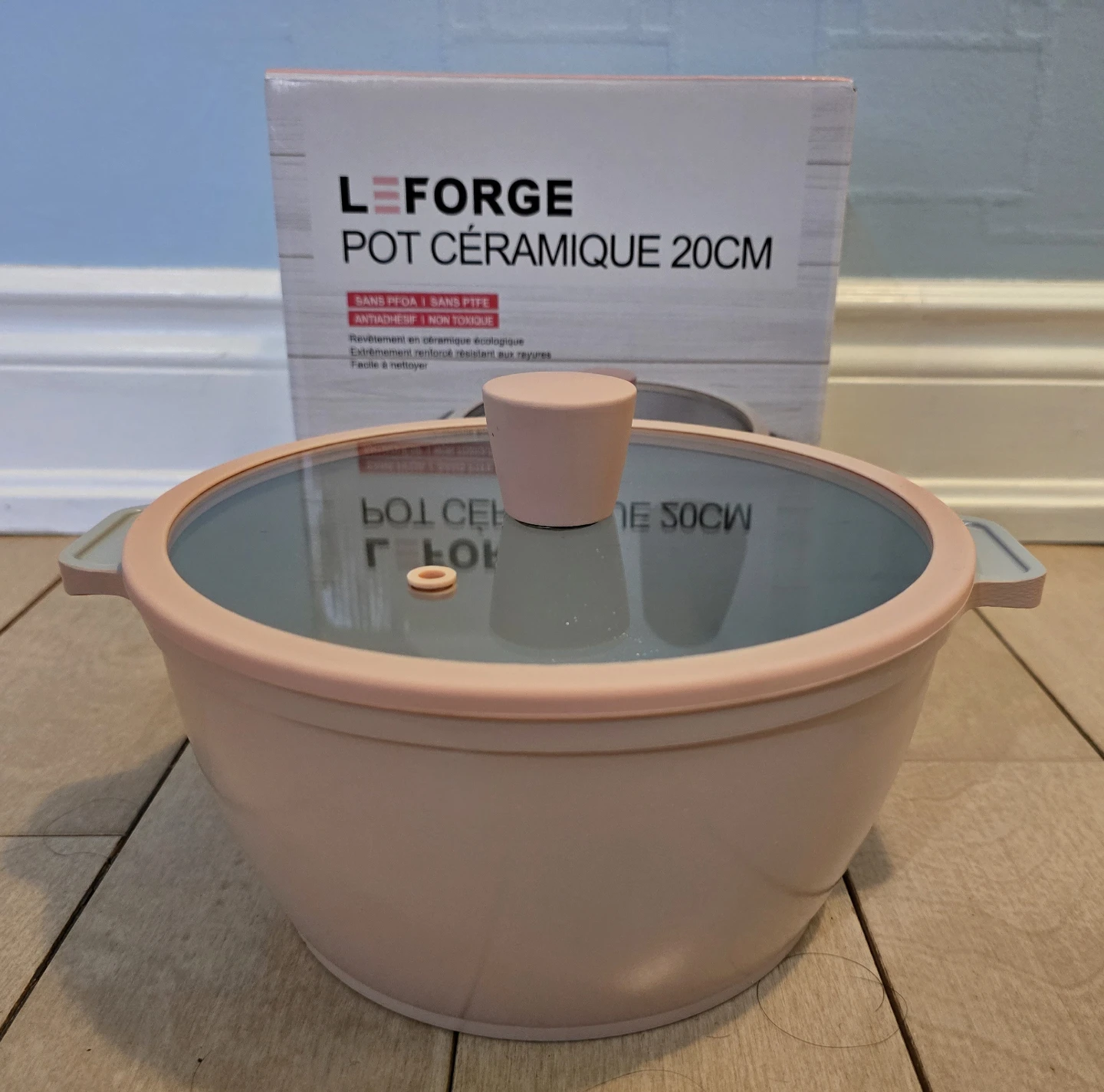 [Brand New/Unopened] LE FORGE 20cm Ceramic Pot